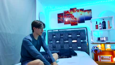 Snapshot of alex_and_fabian chatting on 21, 4, 2026 sneider online show from 21, 4, 2026