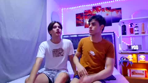 Snapshot of alex_and_fabian chatting on 27, 4, 2026 sneider online show from 27, 4, 2026