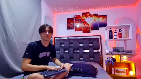 Snapshot of alex_and_fabian chatting on 2, 5, 2026 sneider online show from 2, 5, 2026