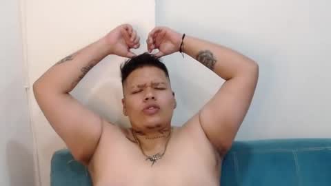Snapshot of alex_bigclit chatting on 21, 10, 2025 alex_bigclit online show from 21, 10, 2025