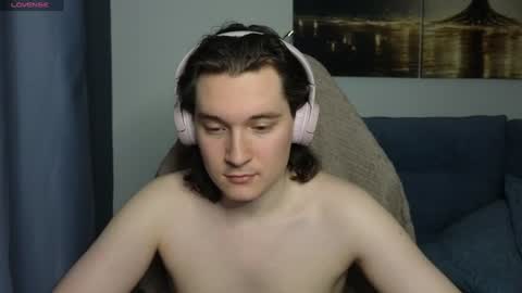Snapshot of alex_candy_pump chatting on 10, 7, 2026 FAVORITE online show from 10, 7, 2026