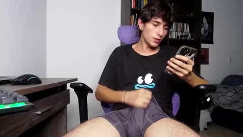 Snapshot of alex_connorr chatting on 6, 11, 2025 alex_connorr online show from 6, 11, 2025