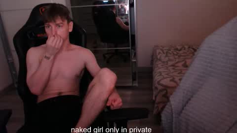 Snapshot of alex_gotcha chatting on 16, 10, 2025 Alex online show from 16, 10, 2025