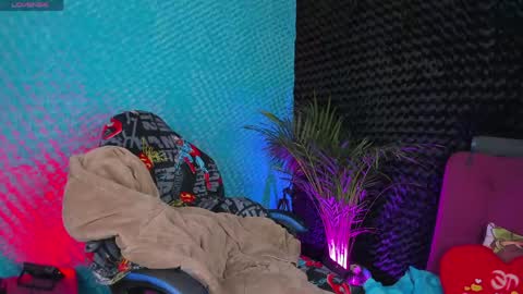 Alex Leyrer  online show from 22, 4, 2026