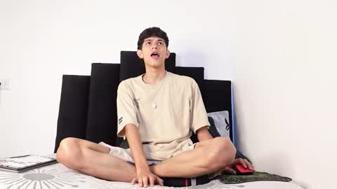 alex_mark_ online show from 24, 10, 2025