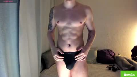 Snapshot of alex_milson chatting on 15, 7, 2026 alex_milson online show from 15, 7, 2026