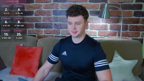 Snapshot of alex_onelove chatting on 19, 4, 2026 Alex online show from 19, 4, 2026