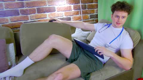 Snapshot of alex_onelove chatting on 3, 6, 2026 Alex online show from 3, 6, 2026