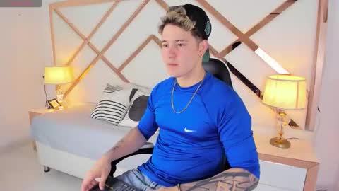 Snapshot of alex_pierce_ chatting on 17, 2, 2026 Alex online show from 17, 2, 2026