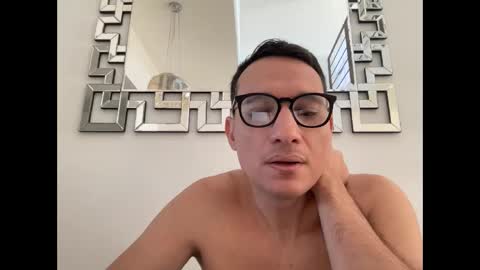 Snapshot of alex_ruiz_ chatting on 3, 3, 2025 Alex online show from 3, 3, 2025