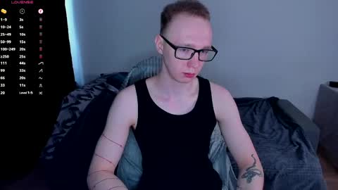 Snapshot of alex_silent chatting on 26, 4, 2026 alex_silent online show from 26, 4, 2026