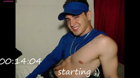 Snapshot of alex_smith0 chatting on 22, 12, 2024 online show from 22, 12, 2024