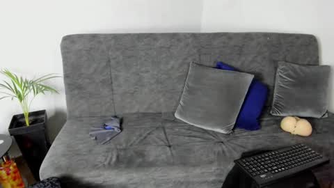 Alex Woll online show from 17, 9, 2025