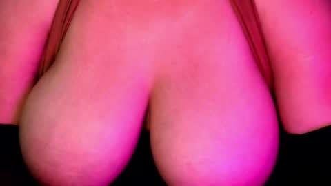 Snapshot of alexa0123x chatting on 1, 7, 2026 Alexa online show from 1, 7, 2026