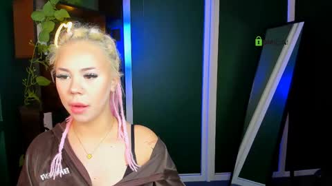 Snapshot of alexa_bonni chatting on 24, 4, 2026 alexa bonni online show from 24, 4, 2026