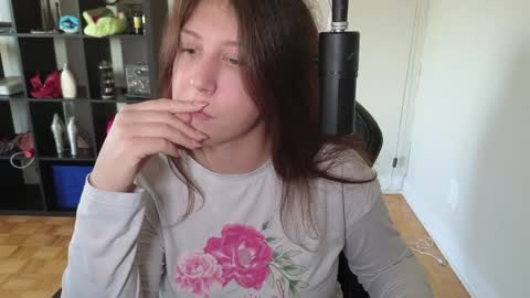 dont be afraid to click social media link its  working  just click on that  online show from 15, 10, 2025