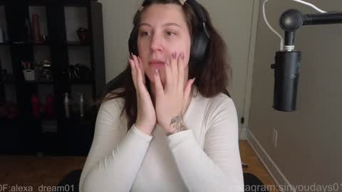 dont be afraid to click social media link its  working  just click on that  online show from 17, 12, 2025