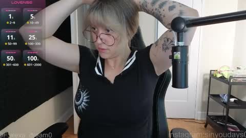 Snapshot of alexa_dream chatting on 4, 6, 2026 dont be afraid to click social media link its working just click on that online show from 4, 6, 2026