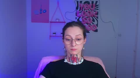 Snapshot of alexa_kittie chatting on 20, 4, 2026 Alexa online show from 20, 4, 2026