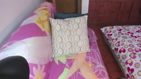 Snapshot of alexa_latina chatting on 19, 4, 2026 alexa latina online show from 19, 4, 2026