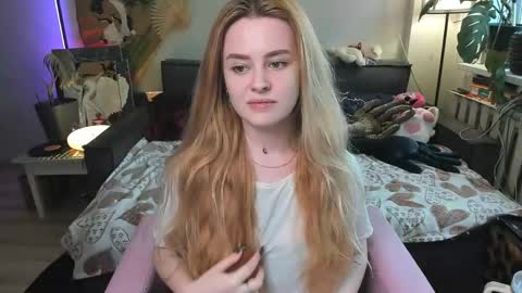Snapshot of alexa_pirs chatting on 25, 4, 2026 alexa_pirs online show from 25, 4, 2026