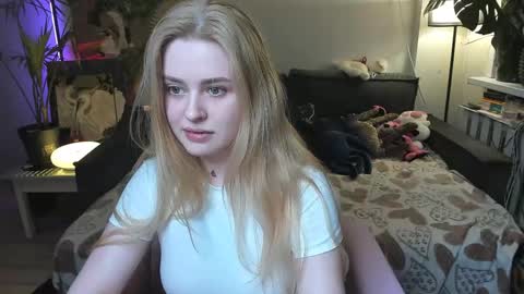 Snapshot of alexa_pirs chatting on 10, 5, 2026 alexa_pirs online show from 10, 5, 2026