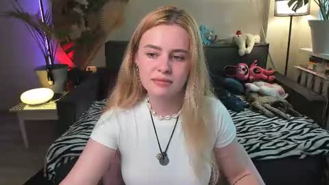 Snapshot of alexa_pirs chatting on 13, 6, 2026 alexa_pirs online show from 13, 6, 2026