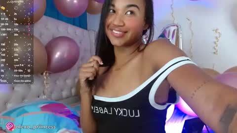 Snapshot of alexa_priincess chatting on 28, 9, 2025 online show from 28, 9, 2025