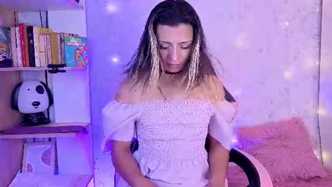 alexaavandercloude online show from 7, 7, 2026