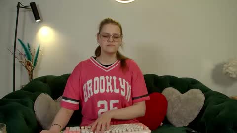 AlexaAvery online show from 16, 5, 2026