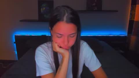Snapshot of alexabarkley chatting on 26, 6, 2026 angel online show from 26, 6, 2026