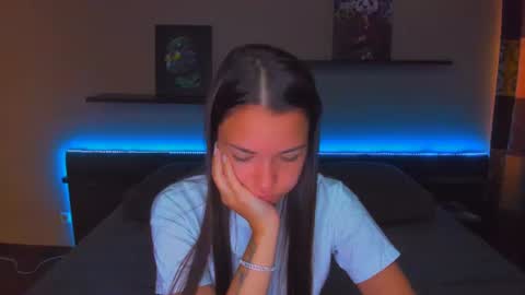 Snapshot of alexabarkley chatting on 29, 6, 2026 angel online show from 29, 6, 2026