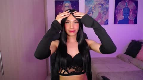 Alexa Bloomx  online show from 9, 2, 2026