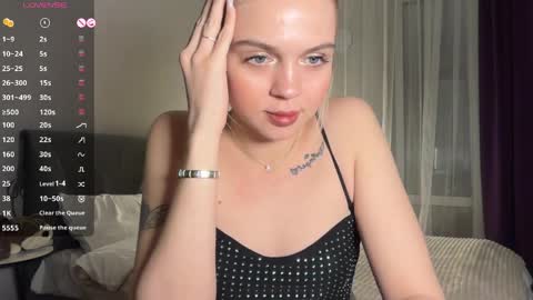 Snapshot of alexadevilicious chatting on 11, 4, 2026 ALEXA online show from 11, 4, 2026