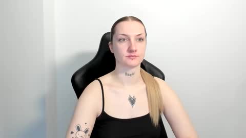 Snapshot of alexafragile chatting on 1, 6, 2026 Alexa online show from 1, 6, 2026