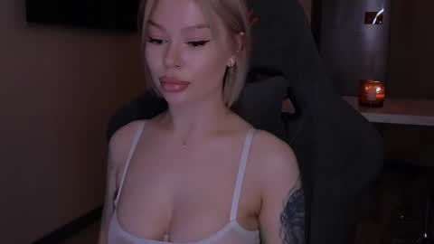 Alexa Mason online show from 20, 11, 2025