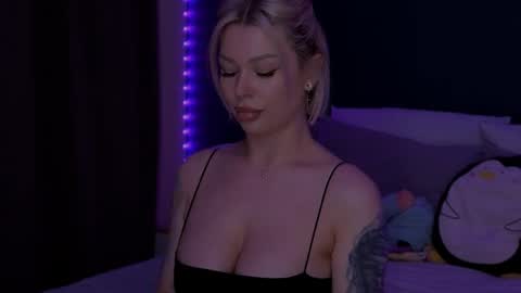 Snapshot of alexamason chatting on 28, 4, 2026 Alexa Mason online show from 28, 4, 2026