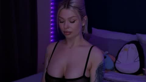 Snapshot of alexamason chatting on 10, 5, 2026 Alexa Mason online show from 10, 5, 2026