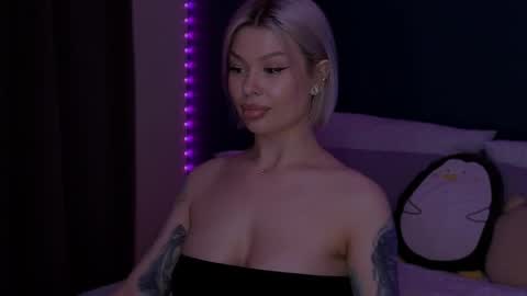 Snapshot of alexamason chatting on 15, 5, 2026 Alexa Mason online show from 15, 5, 2026