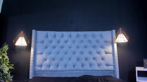 C A M I L A  online show from 18, 9, 2025