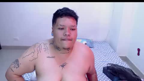 Snapshot of alexander_clithot chatting on 19, 12, 2025 alexander online show from 19, 12, 2025