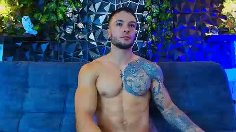 Snapshot of alexander_collin_ chatting on 5, 8, 2026 Alex Collin online show from 5, 8, 2026