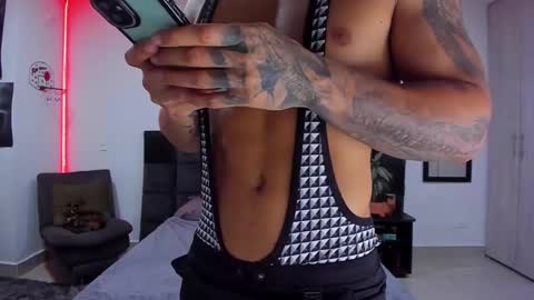 Onlyfansalexmartinezwb  Instagram alexwbmartinez  Twitter martinezcb937 online show from 20, 12, 2024