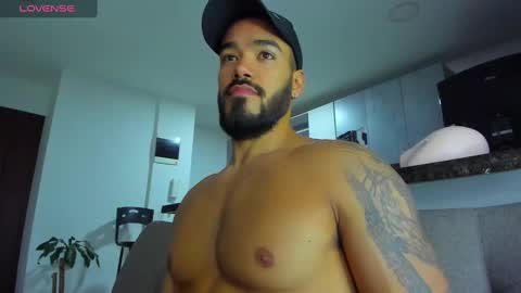 Onlyfansalexmartinezwb  Instagram alexwbmartinez  Twitter martinezcb937 online show from 21, 2, 2025