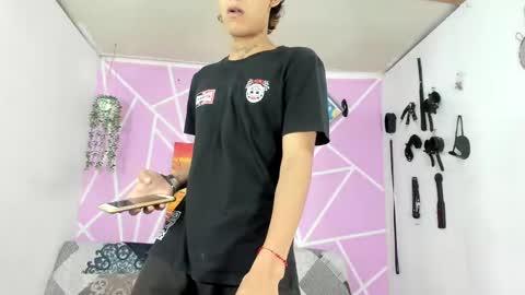 chicos hot online show from 30, 1, 2025