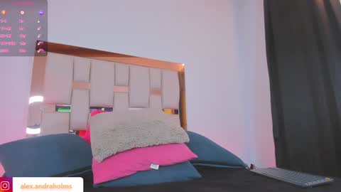 Snapshot of alexandra_holms1 chatting on 8, 1, 2025 alexandra_holms1 online show from 8, 1, 2025