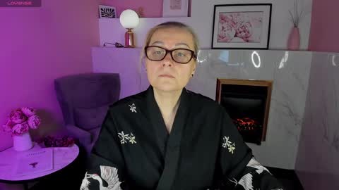 Alexandra online show from 4, 2, 2025