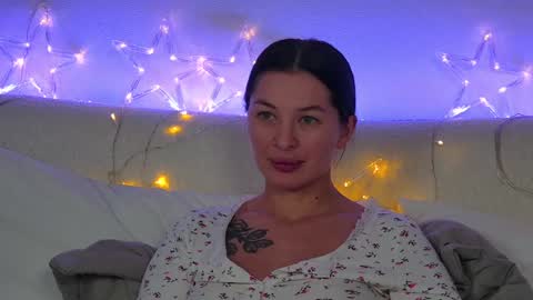 AlexandraBloom online show from 30, 12, 2024