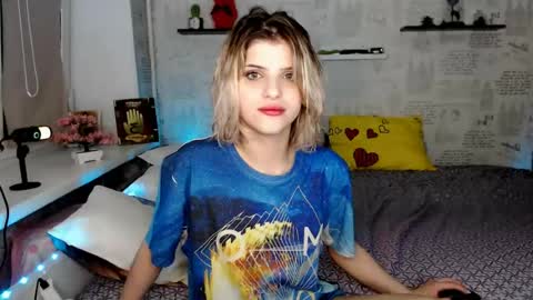 Snapshot of alexandraermes chatting on 10, 7, 2026 AlexandraErmes online show from 10, 7, 2026