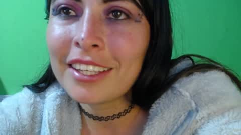 alexandrasaen online show from 7, 1, 2025